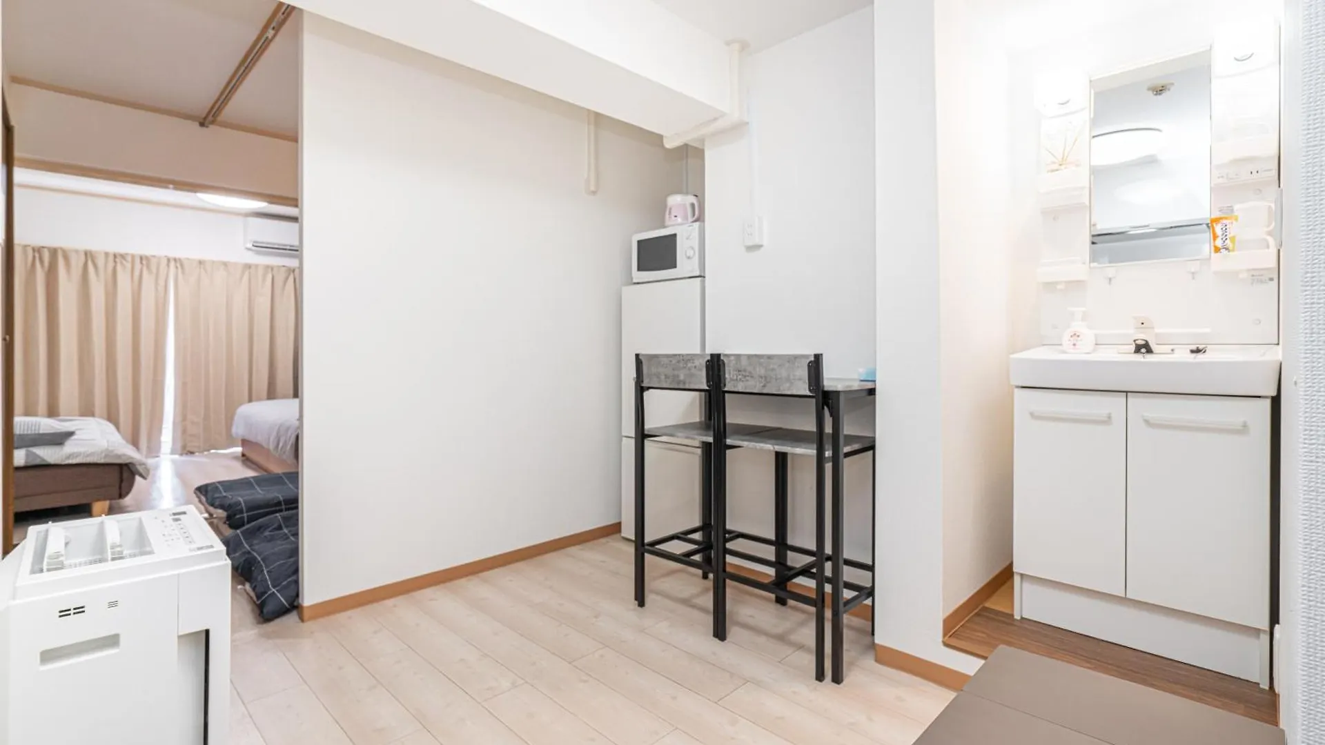 Ikebukuro East Exit, Two-Bedroom Boutique Apart Ment Tokyo 0*,  Japan